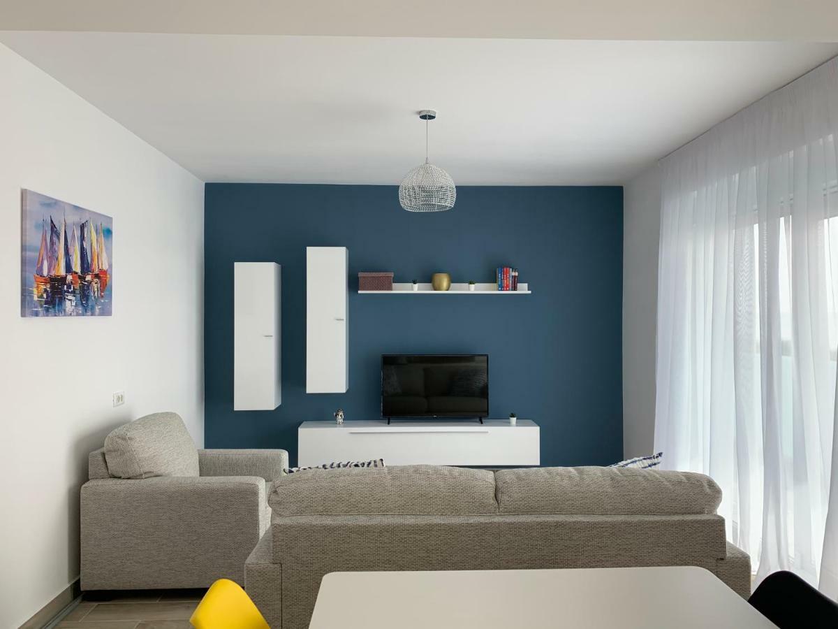 Vela Luxury Sea View Apartments - Marina Surf Navodari Luaran gambar