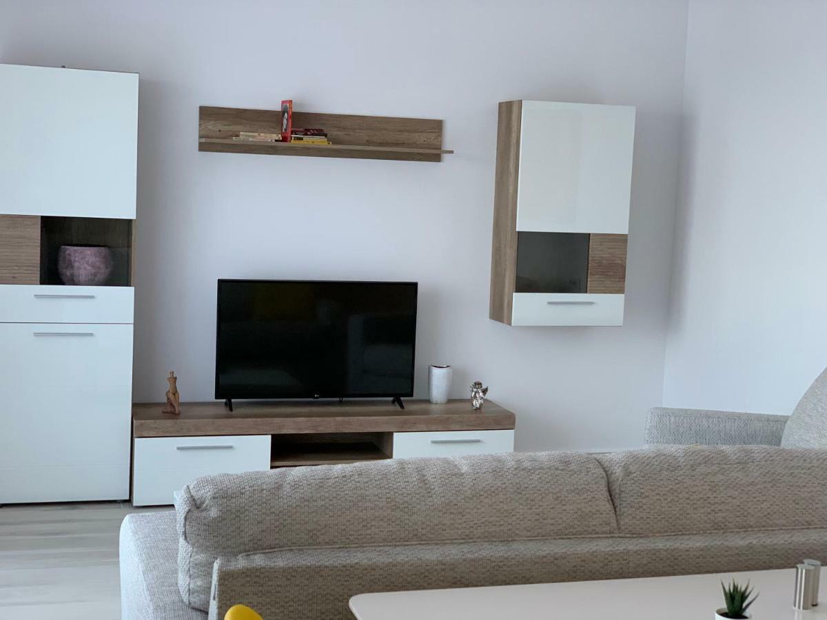 Vela Luxury Sea View Apartments - Marina Surf Navodari Luaran gambar