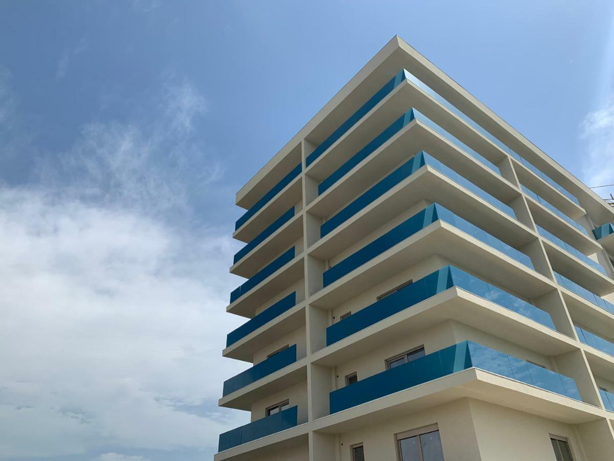 Vela Luxury Sea View Apartments - Marina Surf Navodari Luaran gambar